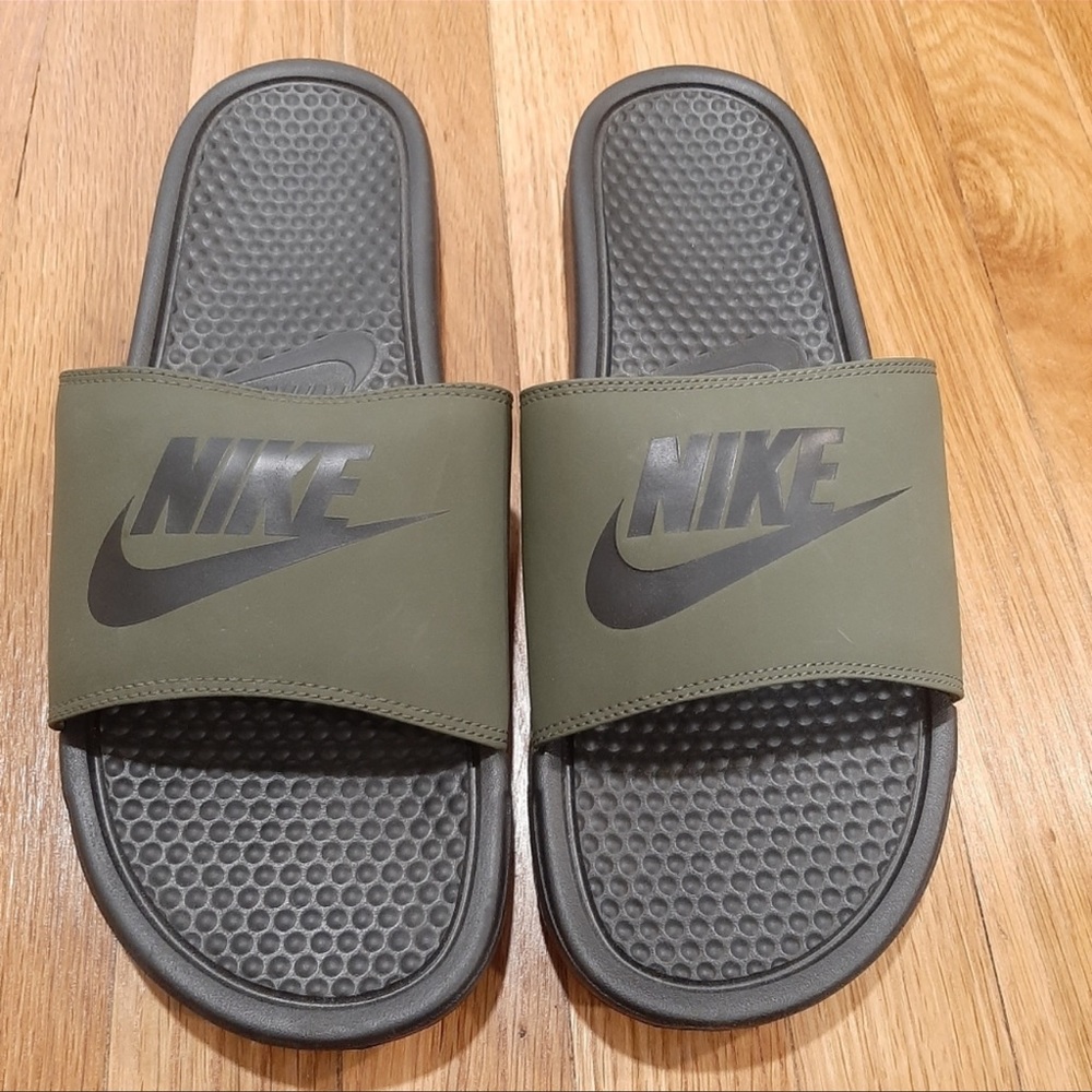 NIKE Benassi NWOT Just Do It Men's Slide Sandal Size 13